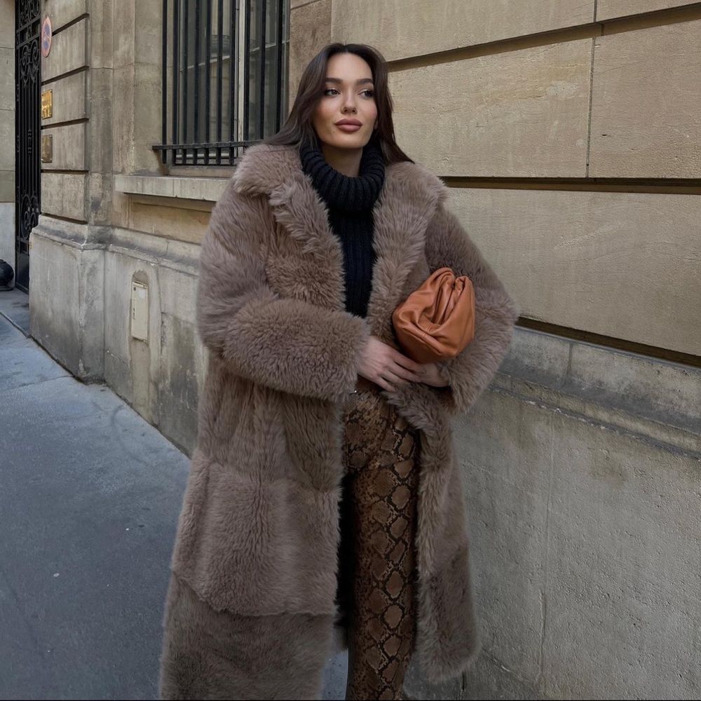Mango Iconic Faux Fur Coat New - Picture 4 of 11